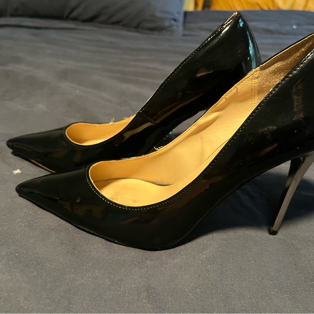 Rock & Republic Black Patent Leather Heels